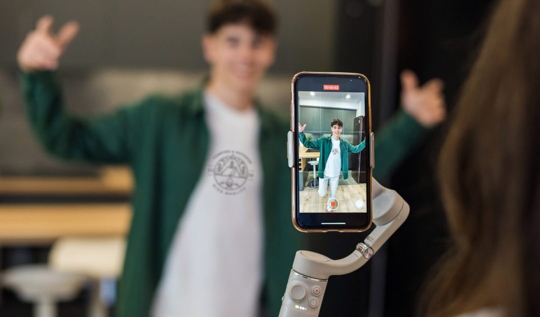 Custom Merchandise: The Key to Your 2025 Marketing Strategy